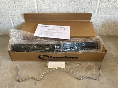 NEW CommScope Uniprise UNP510-ANG-24P Cat5e 24-Port Angled Patch Panel CC0057554