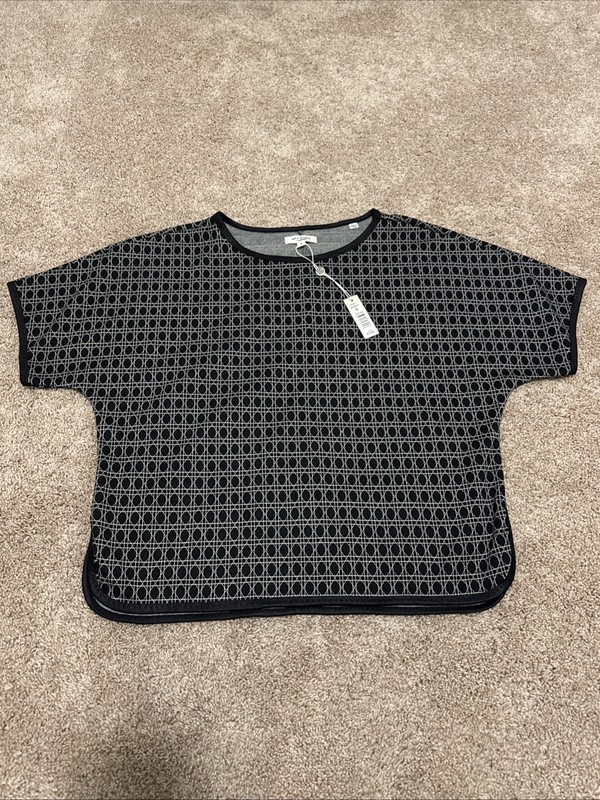 New Max Studio Women’s S Black And White Geometric Print Top - MSRP$78