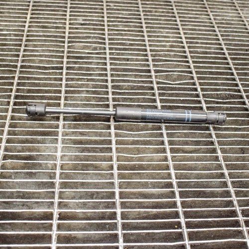 BMW 4 F32 430d xDrive Vordere rechte Motorhaube Gasdruckfeder 7239233 190kw