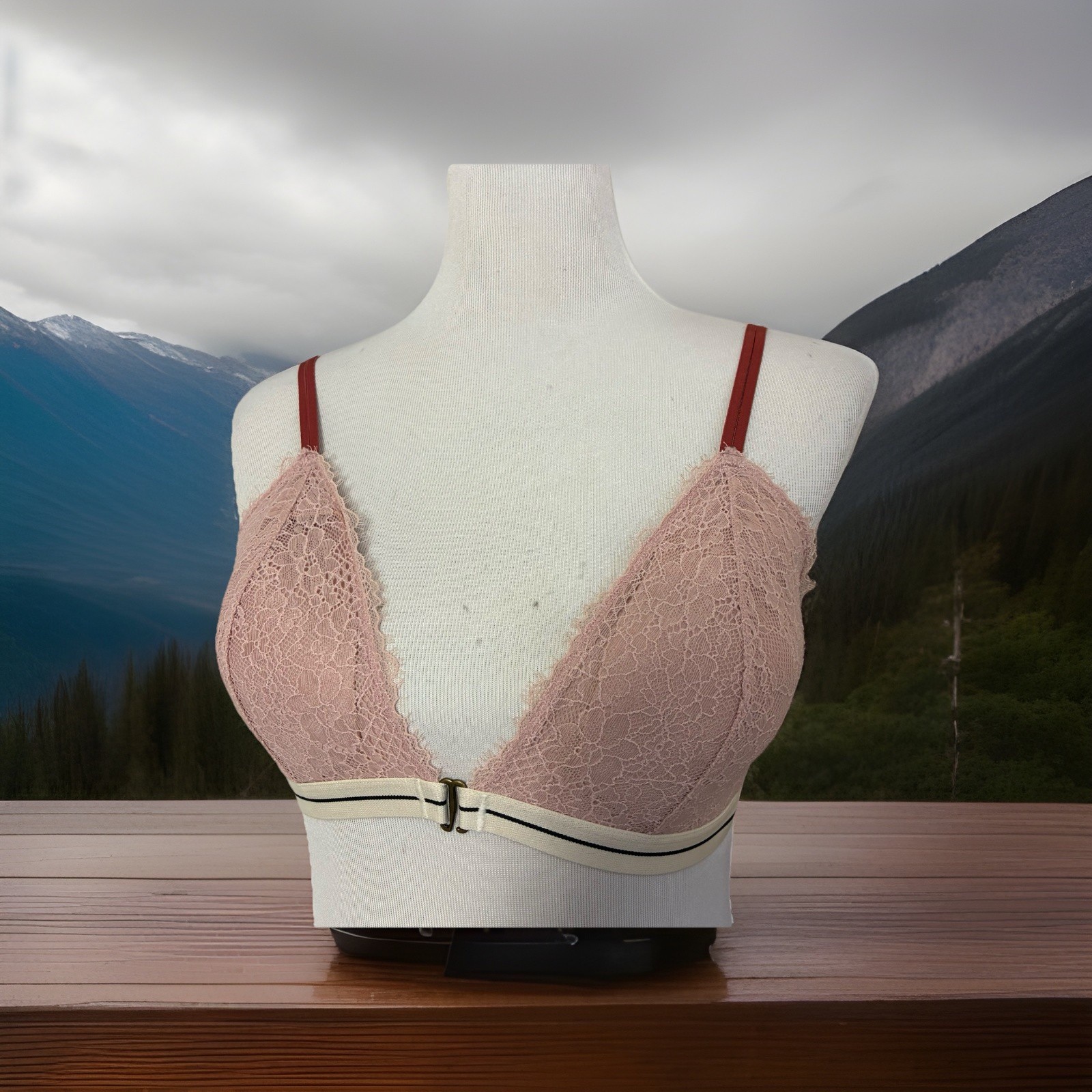 H&M Sz M Front Closure Bra Light Pink Lace Soft Floral Wireless Adjustable Strap thumbnail 2