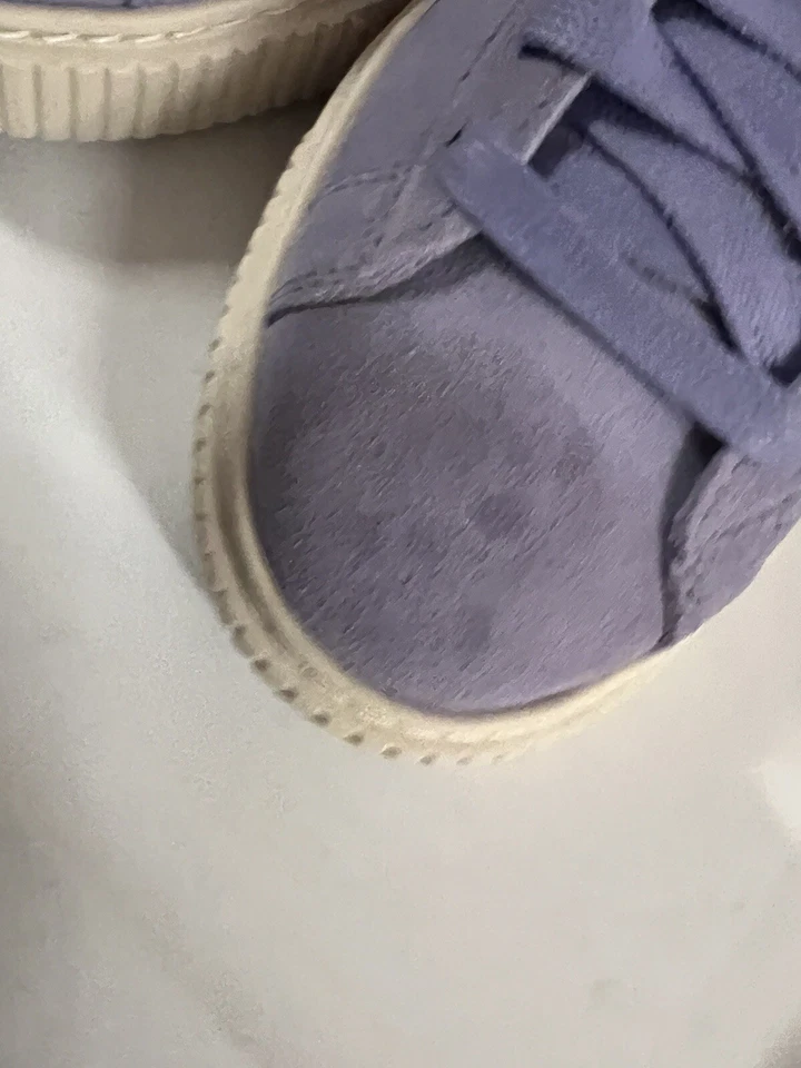 Zapatilla deportiva Puma gamuza plataforma mono satinado para mujer color lavanda-susurro-dorado 7,5 Foto 3 de 4