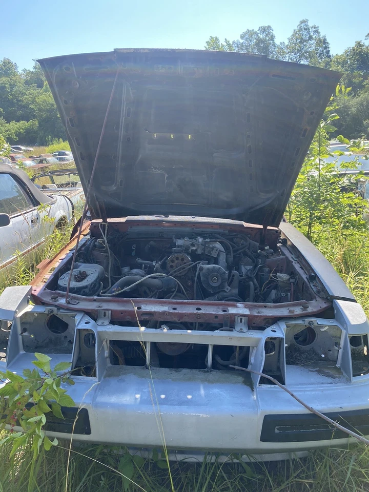 1984 1985 1986 ford mustang svo turbo hood. - Image 2 of 4