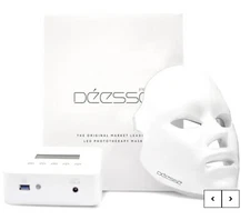 DEESSE PRO LED PHOTOTHERAPY MASK like new! Professional at home mask, celeb fave