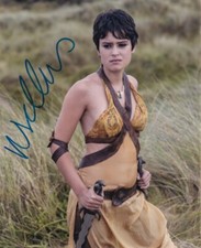 ROSABELL LAURENTI SELLERS signed Autogramm 20x25cm THRONES in Person autograph
