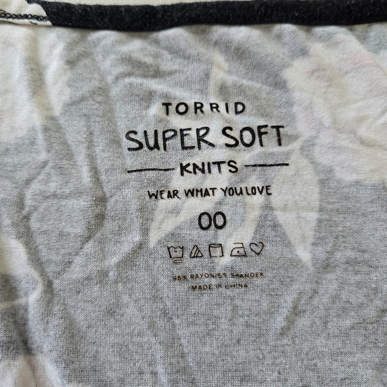 Torrid Super Soft Knits Button Down Blouse Women'… - image 3