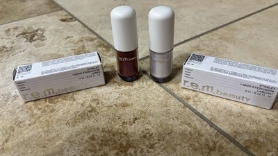 r.e.m. beauty Starlet Liquid Eyeshadow Siren & Labcoat 4 ml Each