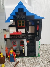 LEGO 3739 Castle Blacksmith Shop