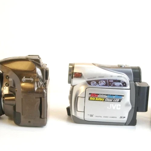 JVC MiniDV Camcorder Model GR-D270U (READ DESCRIPTION) Not-Working - Image 2 of 2