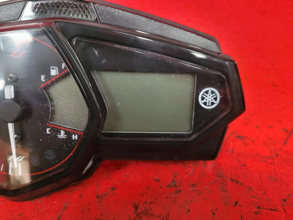 YAMAHA YZF R3 VELOCÍMETRO CUADRO DE INSTRUMENTOS 2016   Foto 3 de 4