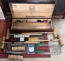 Vintage / Antique Spalding Croquet Set in Wooden Carry Storage Crate