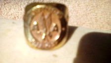 1960'S AMERICAN AIRLINES JUNIOR PILOT GOLD TONE METAL RING CHILD'S SIZE