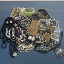 3 Lbs Quality Vintage To Now Costume Jewelry Lot Some Signed V107