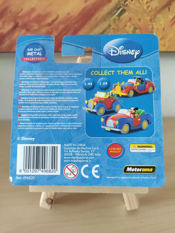 Yuk Pippo Disney Motorama Topolino Modellino Auto Scala 1:64 Die Cast Metal - Immagine 2 di 3