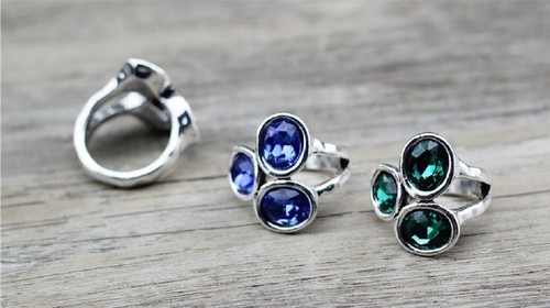 Anello VERDE fatto a mano Uno STYLE De Único anni '50 taglia 7 (R49) - Foto 2 di 7