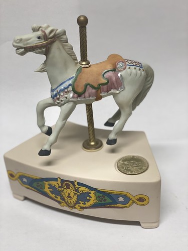 Tobin Fraley Carousel Horse Music Box Limited Edition Coin Signed on Belly Clown - Picture 7 of 10