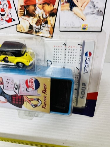 VW Beatle Modelo Cararama Juego Taza/Platón Pepsi Fiesta Vintage New - Imagen 2 de 6