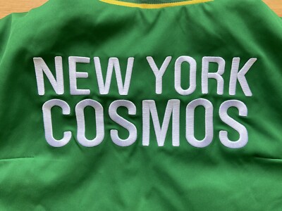 NEW YORK COSMOS FOOTBALL SOCCER TRACK JACKET UMBRO sz M MEN GREEN