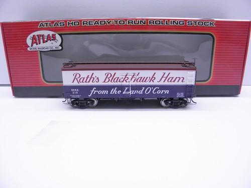 ATLAS #61126-2 - FRIGORÍFICO DE MADERA 36' - JAMÓN RATH'S BLACKHAWK #210 - ESCALA HO | Condition: New
