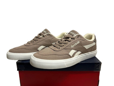 REEBOK CLASSIC CLUB C SNEAKER TRAINER CASUAL MEN SHOES LIGHT BROWN/ SIZE 9.5 NEW