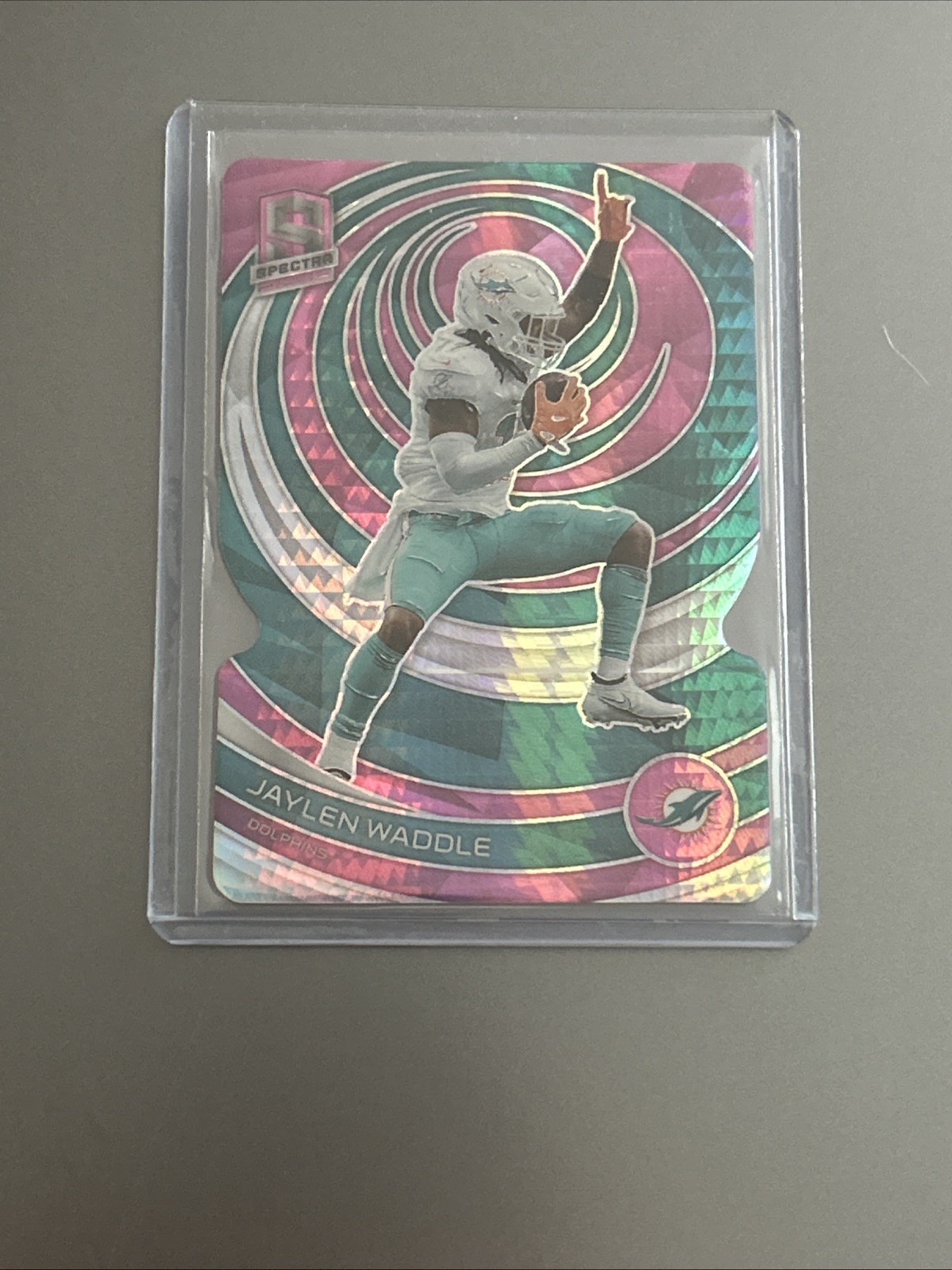 2023 Panini Spectra - Jaylen Waddle #56 Neon Pink Prizm Die-Cut /20