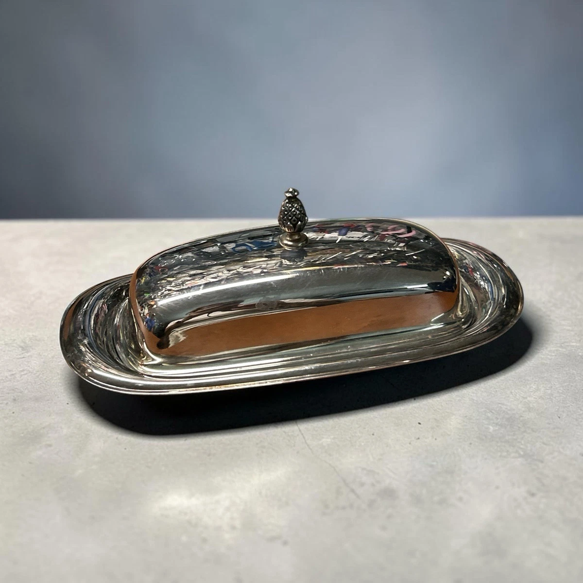 米国老舗 F.B. Rogersのライオン足とライナー付 バターディッシュ Wm. Rogers & Son Antique US Silver-Plated Butter Dishes for sale