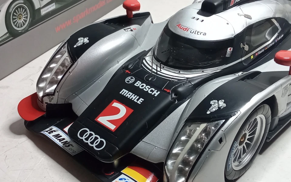 SPARK 1/18 AUDI R18 TDI  #2 WINNER LM 2011 18LM11 DÉFAUTS VOIR TEXTE TO D10 - Photo 4/4