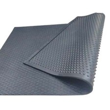 Grip Top Luxury Rubber Stable