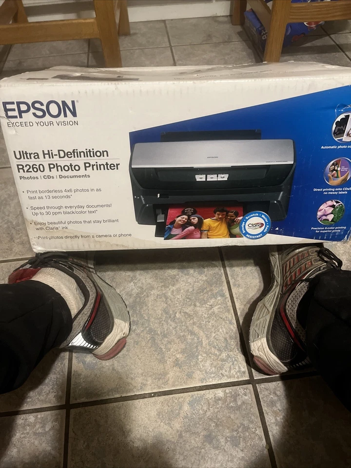 Epson Ultra Hi-Definition R280 Color Inkjet Photo Printer New in Box NIB - Image 2 of 4