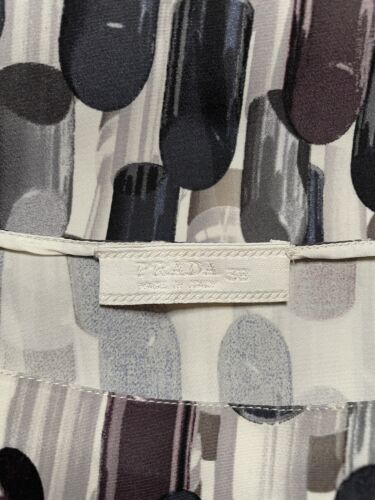 Prada Vintage Spring 2000 Black Grey Lipstick Print Silk Skirt 38 Archive Runway - Picture 4 of 7