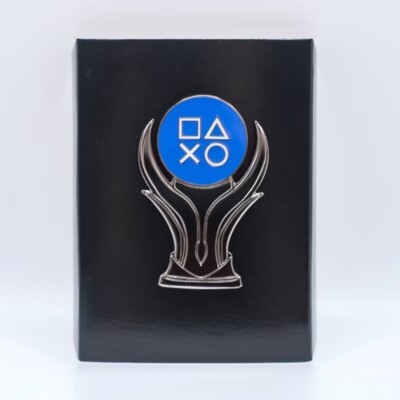 PIN CLUB PlayStation Platinum Trophy Enamel Pin 2