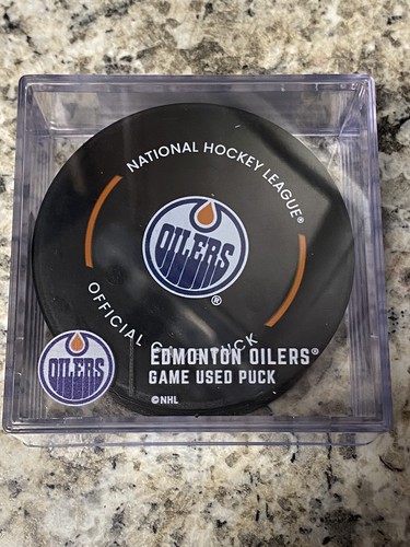 CONNOR MCDAVID GAME USED GOAL PUCK EDMONTON OILERS Career High 72nd Goal 173 Pt - Picture 3 of 4