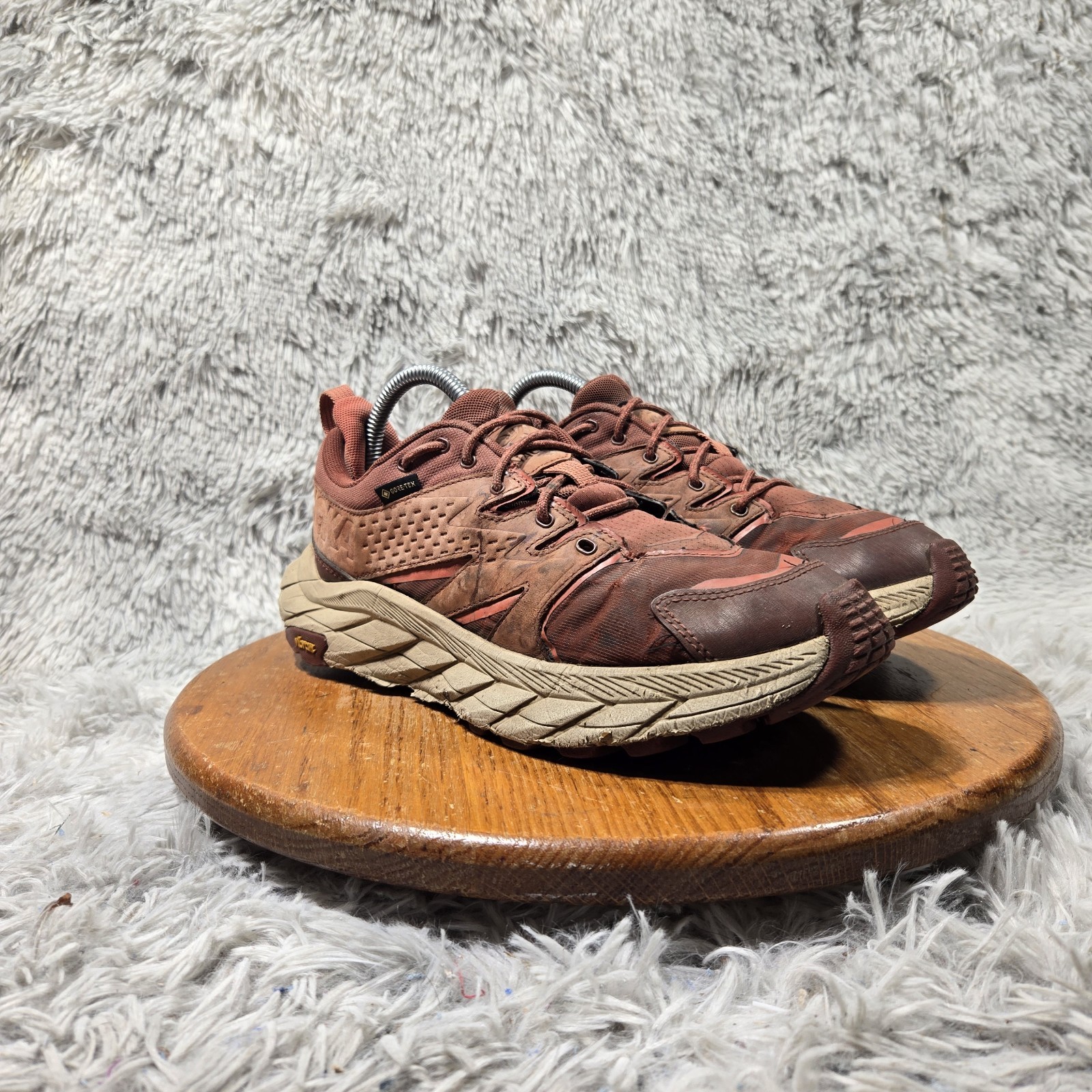 Hoka One One Anacapa Low GTX Gore-Tex Vibram Womens 8.5 Athletic Running Shoes