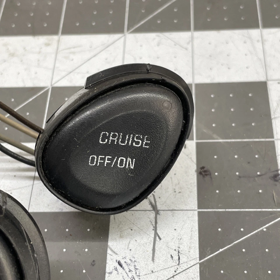 1997 2003 OEM CHEVROLET MALIBU STEERING WHEEL CONTROL SWITCHES BUTTONS - Изображение 4 из 4