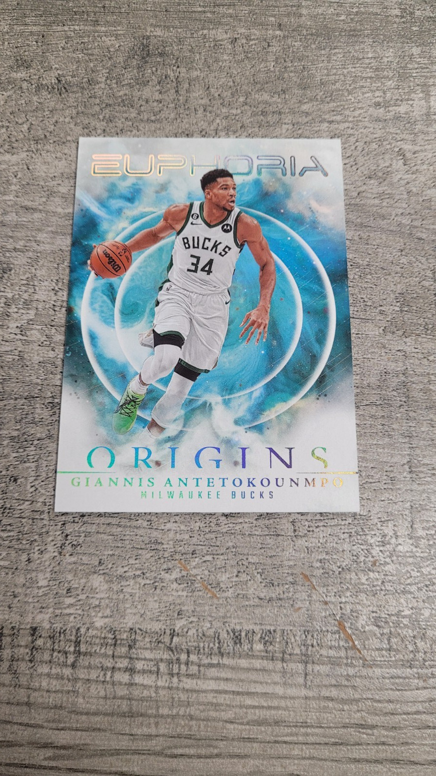 2023-24 Panini Origins Euphoria Giannis Antetokounmpo #17 Insert