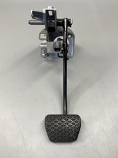 99-06 Bmw E46 320 323 325 328 330 M3 Brake Pedal Stop Foot Pad Oem