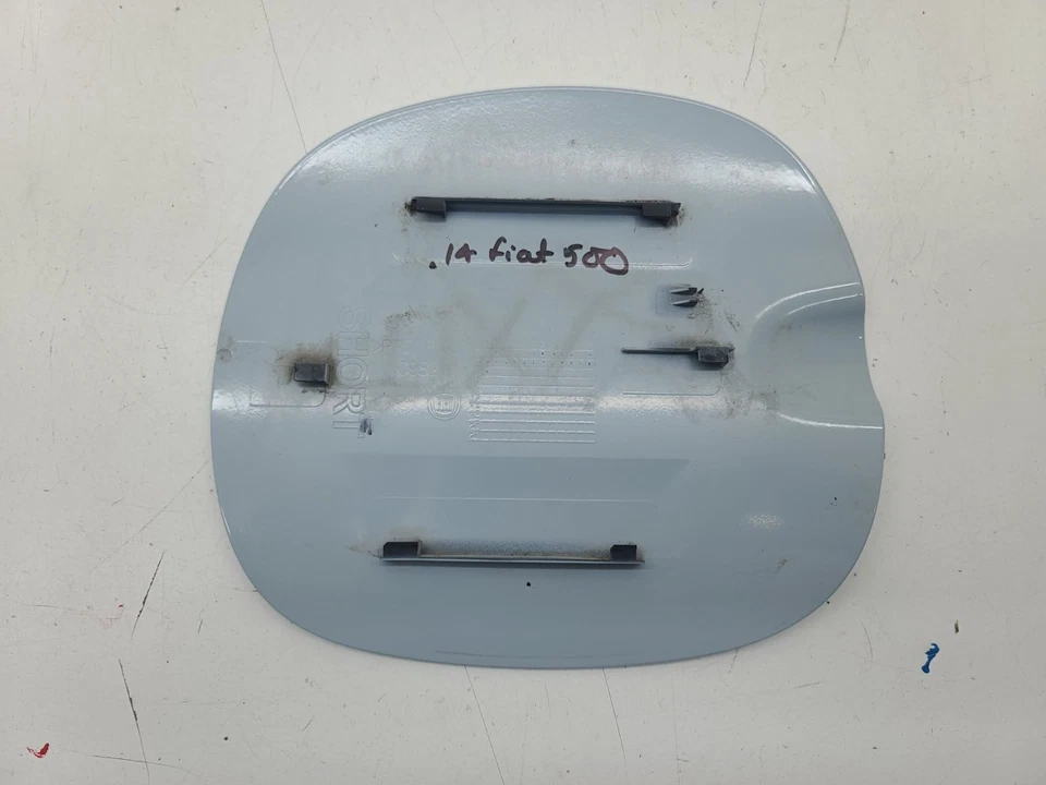 2014 - 2017 Fiat 500L Gas Fuel Tank Door Lid OEM - Image 3 of 4