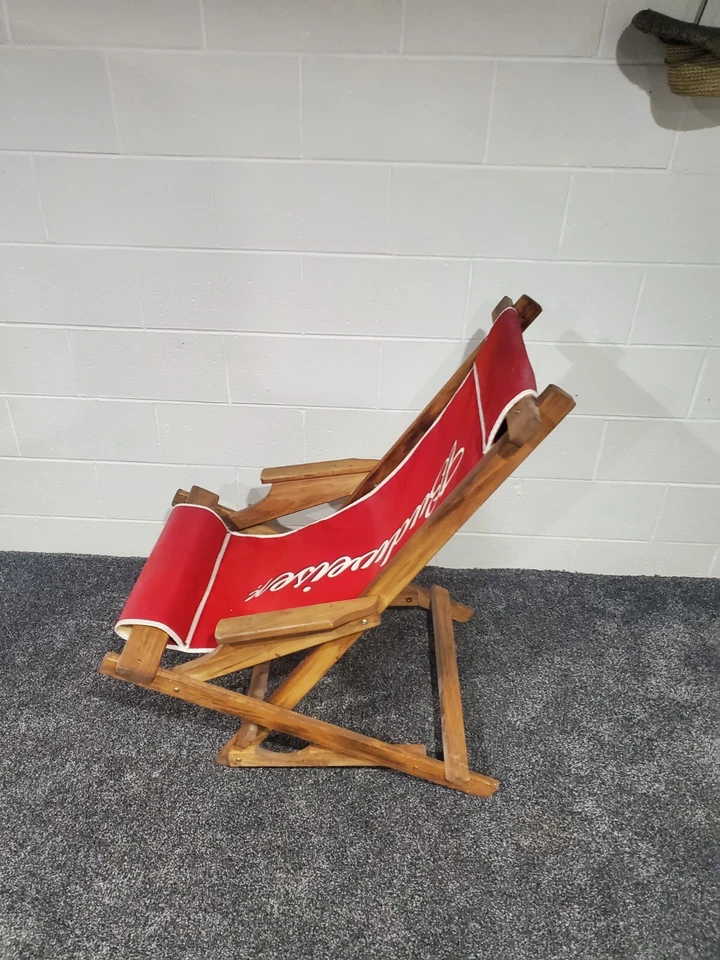 De colección. BUDWEISER Asiento de Lona de Madera Eslinga Mecedora Puerta Trasera Hombre Cueva  Foto 2 de 3