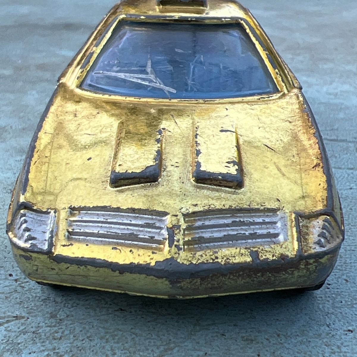 Dinky Toys Vintage 352 UFO Gold Ed Strakers Car Gerry Anderson