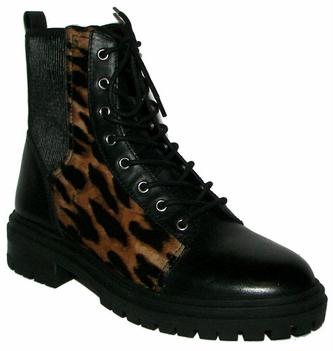 VINCE CAMUTO Black Leopard Leather/Fur 