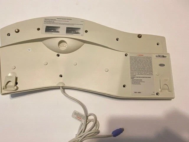 Microsoft Keyboard Elite X06-19331  Ergonomic Wired White PS/2 Connector KU-0045 - Image 2 of 4