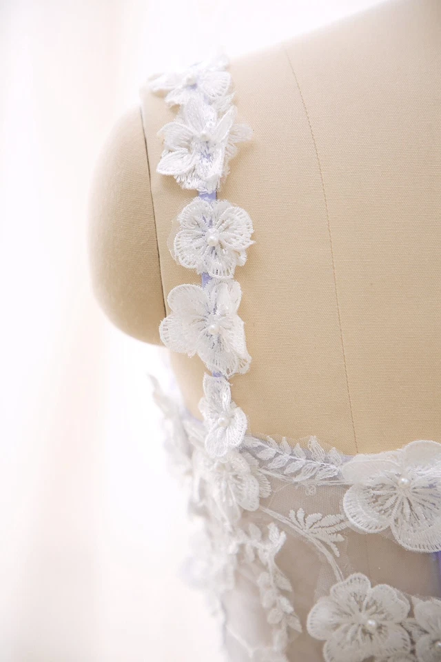 2025 Bohemio Lila Marfil 3D Flores Vestido de Novia Vestido de Novia Hecho a Medida Corsé Foto 4 de 4