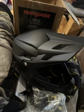 Mongoose Title Full Face Helmet, Adult XL (61-62cm) Black With Box Unused
