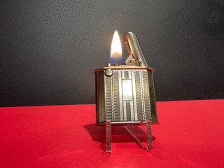 Altenpohl & Pilgram Schwingdeckel Benzinfeuerzeug 30 iger Jahre