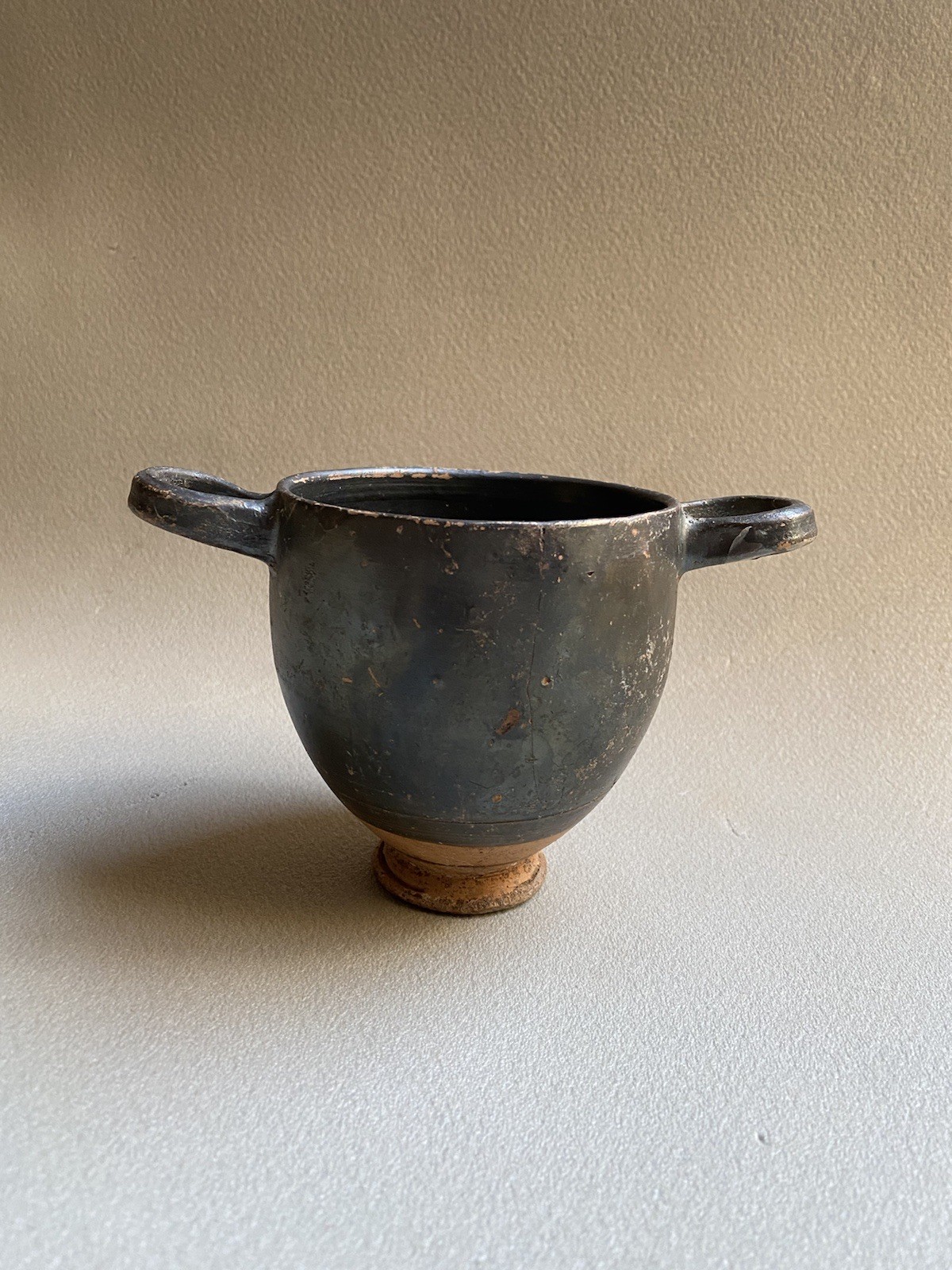 Skyphos Céramique Grande Grèce  Antique Italie Apulie Vase Noir Terre Cuite