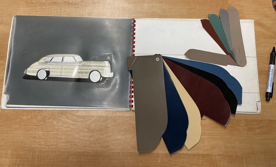 1941 Pontiac dealer showroom album , with Pontiac Owners Magazine  - Изображение 2 из 4