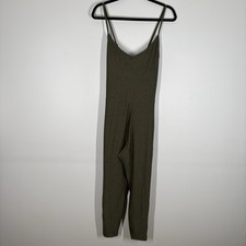 Old Navy Women XL Green Shelf Bra Cross-Back Cloud Sleeveless 7/8 Bodysuit NWT