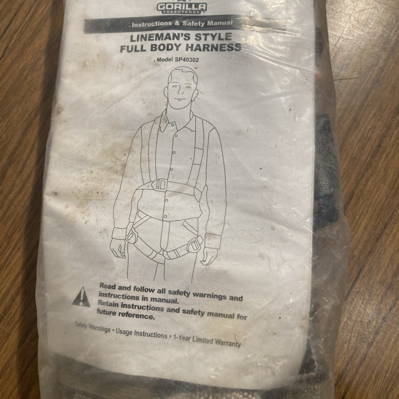 1 NEW SP40302 LINEMAN'S STYLE FULL BODY HARNESS 