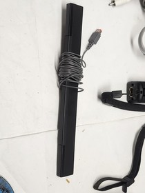 Nintendo Wii Console Bundle Tested Wii 2 Games, 2 Motion + Remotes Cords Nunchuk
