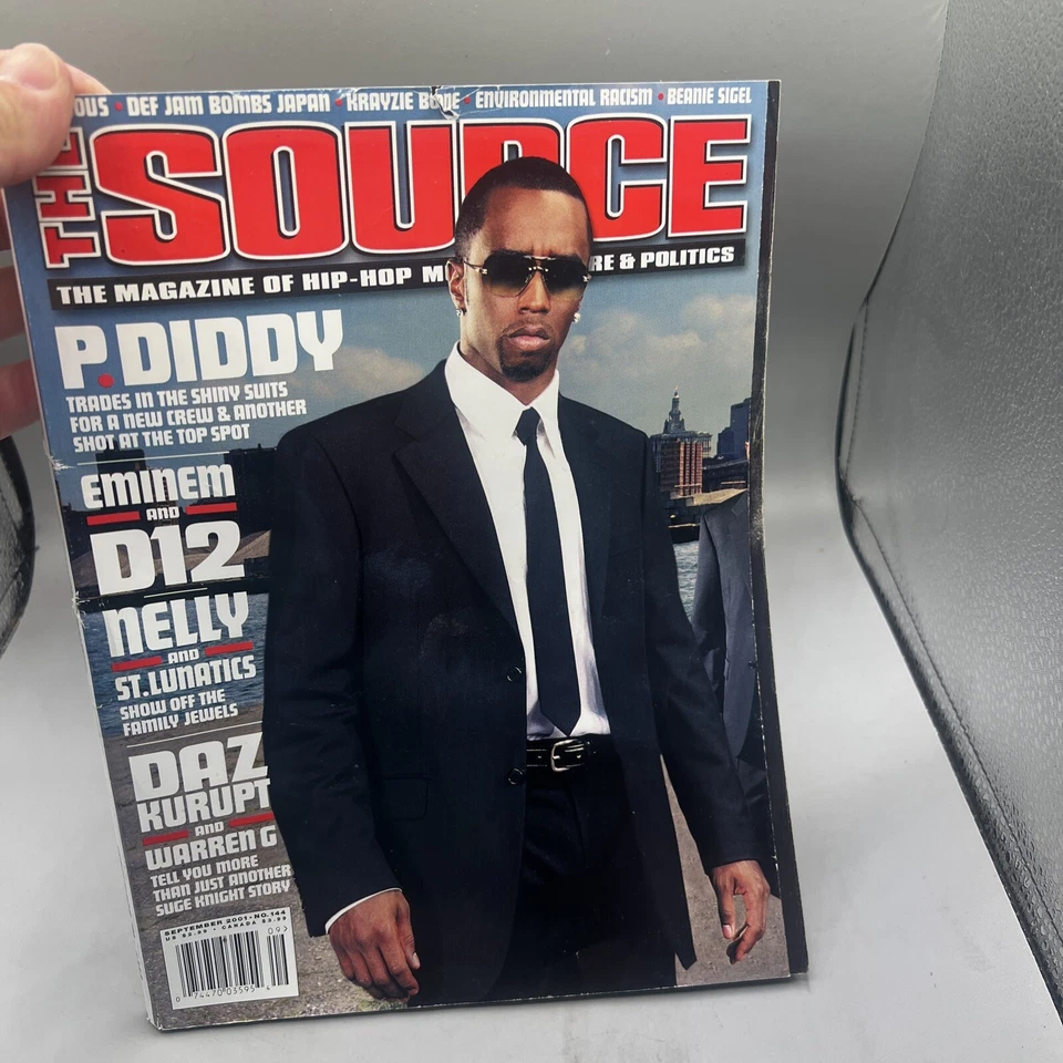 The Source Magazine September  2001 #14  P.Diddy Cover - Imagem 2 de 4
