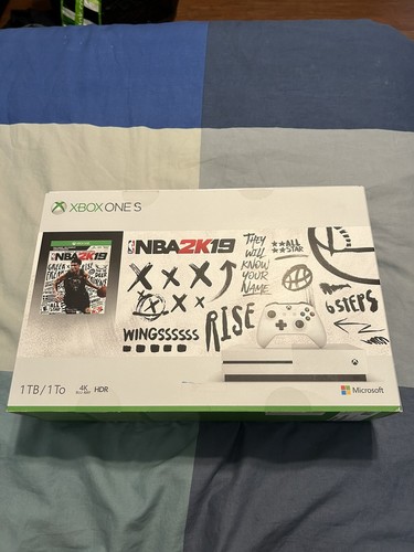 Microsoft Xbox One S 1TB NBA 2k19 Console Bundle - White - Picture 3 of 4